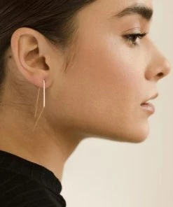 Token Hand-Made Accessories Elisabeth Bent Slide Earring