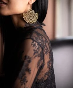 Ms. Meri Mak Hand-Made Accessories Esperanza Spiral Semi-Circle Earring