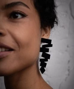 Ms.Meri Mak Emmeline Zig-Zag Statement Earrings