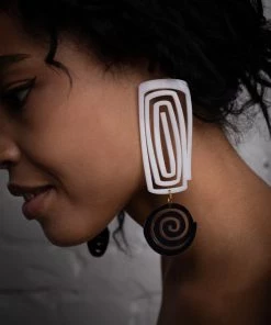 Ms. Meri Mak Hand-Made Accessories Emeraude Exclamation Mark Earrings