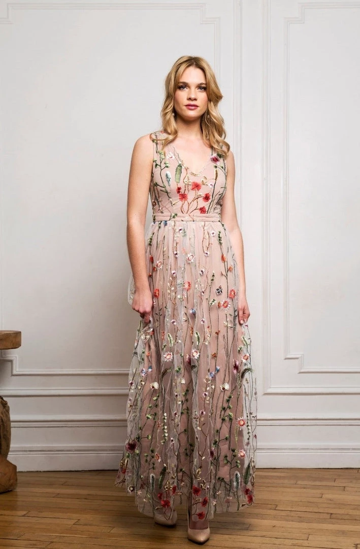 CHOKLATE PARIS Aaiden Floral Embroidered Midi Tulle Dress