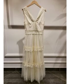 CHOKLATE PARIS Aali Tiered Tulle Midi Dress